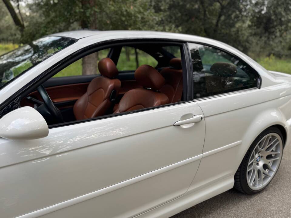 Bild 10/80 von BMW M3 (2001)
