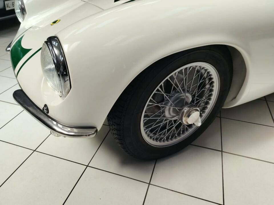 Image 21/60 de Lotus Elite (1960)