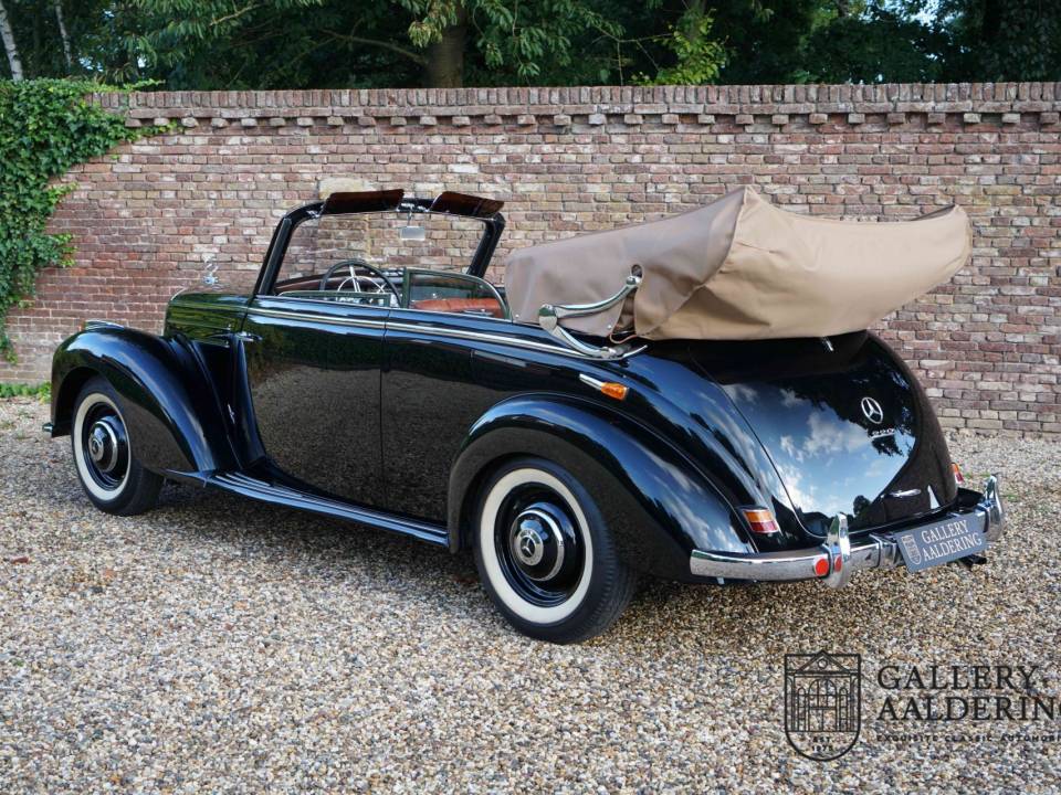 Afbeelding 2/50 van Mercedes-Benz 220 Cabriolet B (1951)