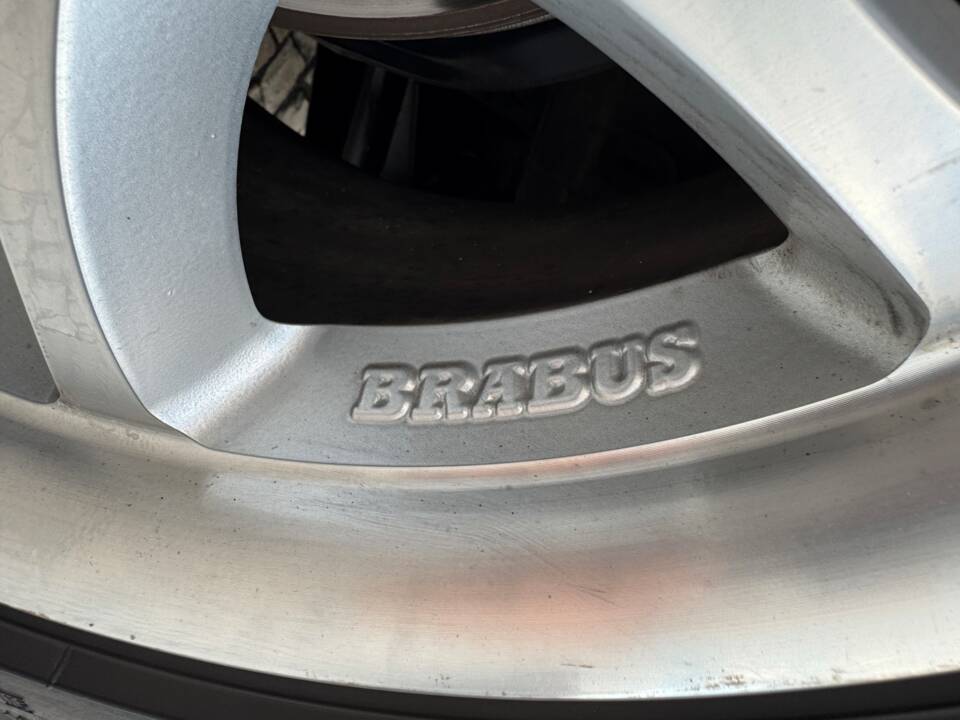 Image 23/23 of Mercedes-Benz SL 320 (1996)