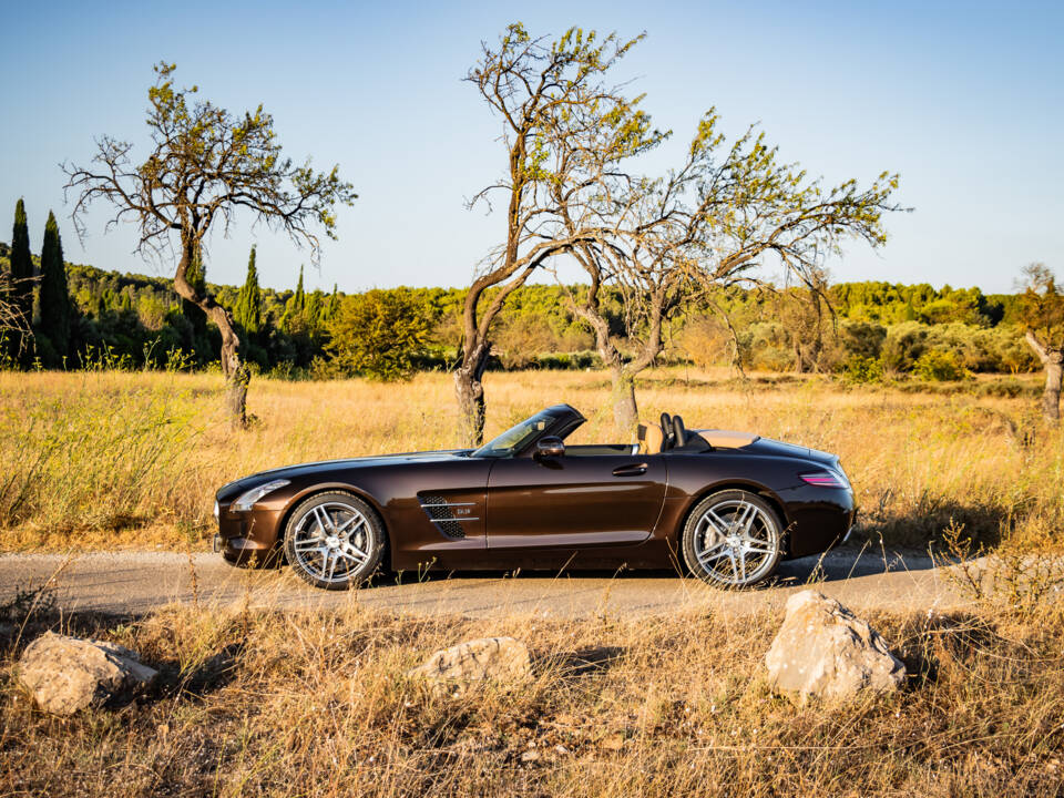 Afbeelding 45/50 van Mercedes-Benz SLS AMG Roadster (2013)
