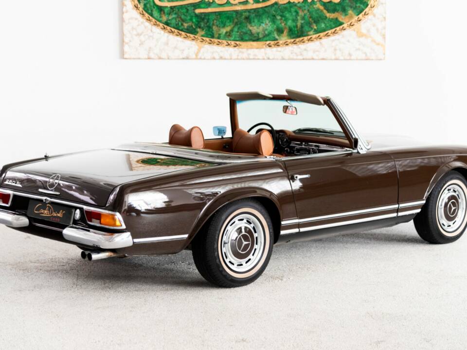 Image 6/30 of Mercedes-Benz 280 SL (1970)