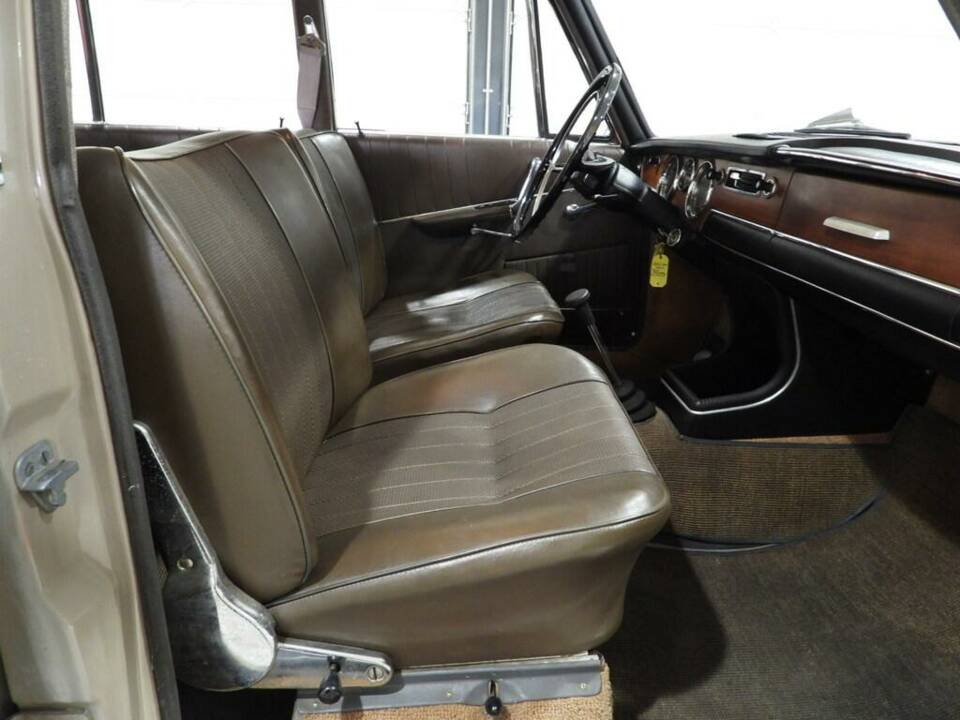 Imagen 9/15 de BMW 2000 (1966)