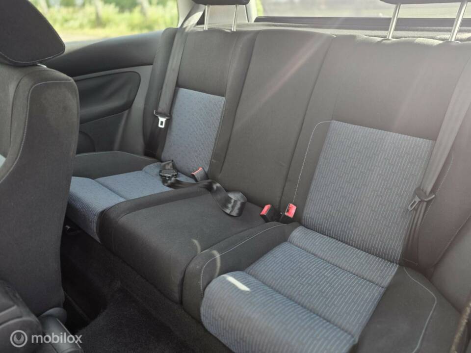 Image 32/42 of Volkswagen Golf IV 1.6 (2003)