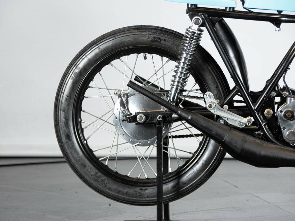 Imagen 33/50 de Benelli DUMMY (1974)