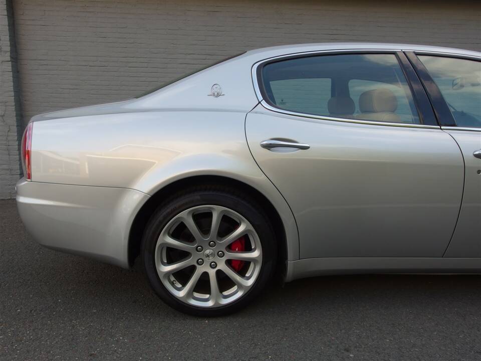 Bild 19/99 von Maserati Quattroporte 4.2 (2007)