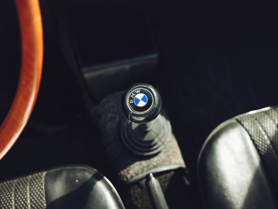 Bild 51/70 von BMW 1600 GT (1967)