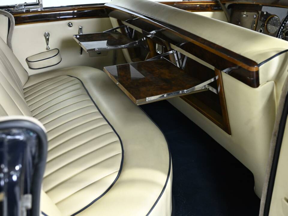 Image 28/50 of Jaguar Mk VIII (1958)