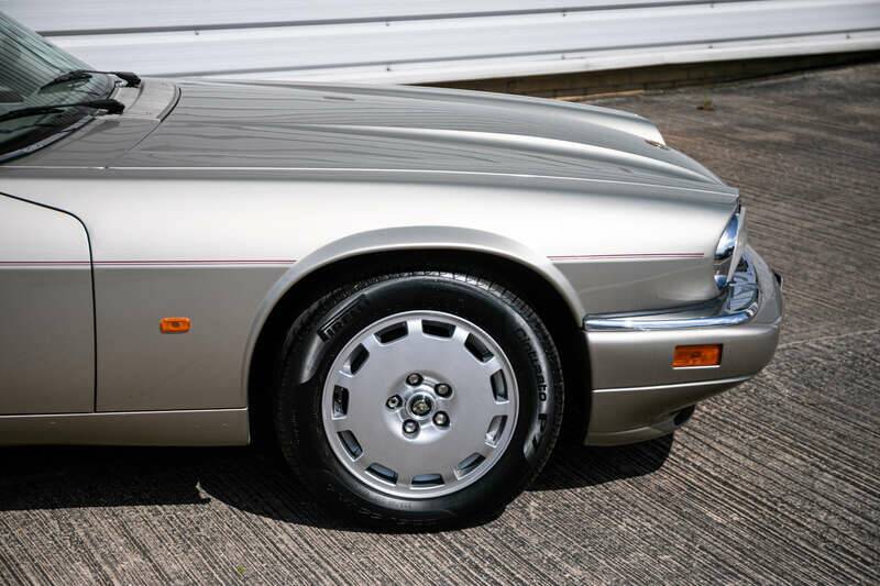 Image 26/32 de Jaguar XJS 4.0 Celebration (1996)