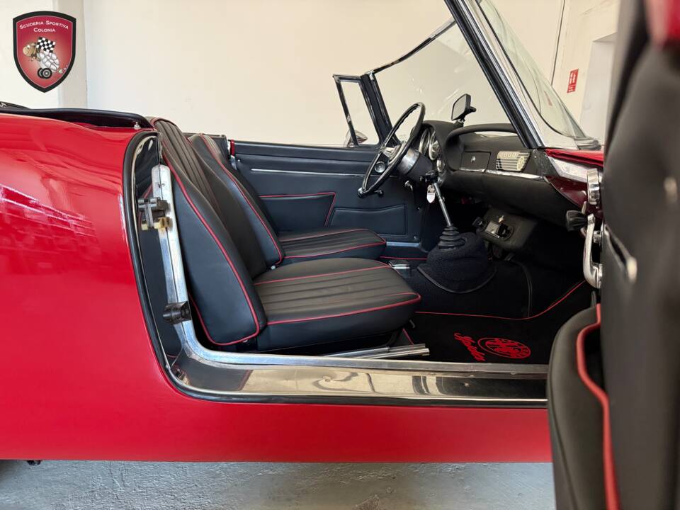 Bild 36/76 von Alfa Romeo 2600 Spider (1964)