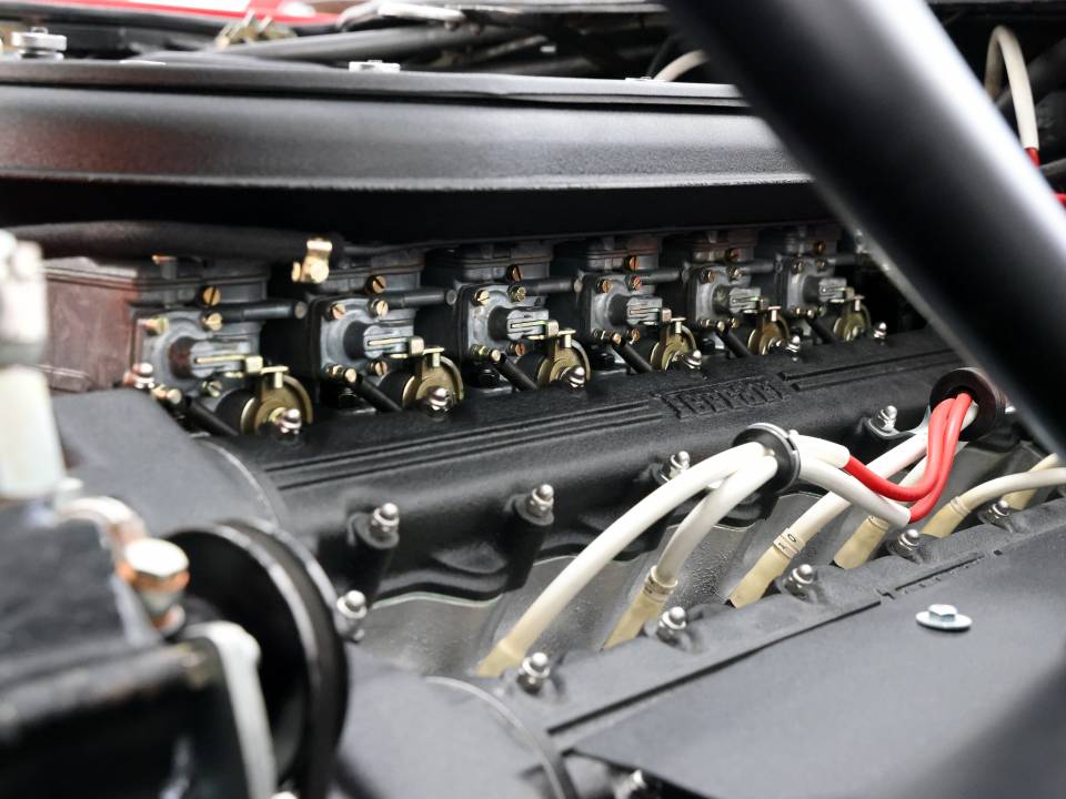 Image 33/35 de Ferrari 365 GTB&#x2F;4 Daytona (1973)