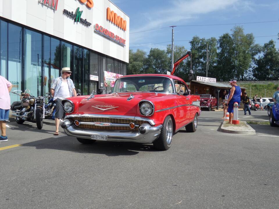 Afbeelding 6/8 van Chevrolet Bel Air Hardtop Coupé (1957)