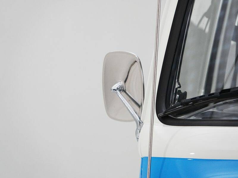 Image 8/15 of Volkswagen T2 Brasil Camper (1973)