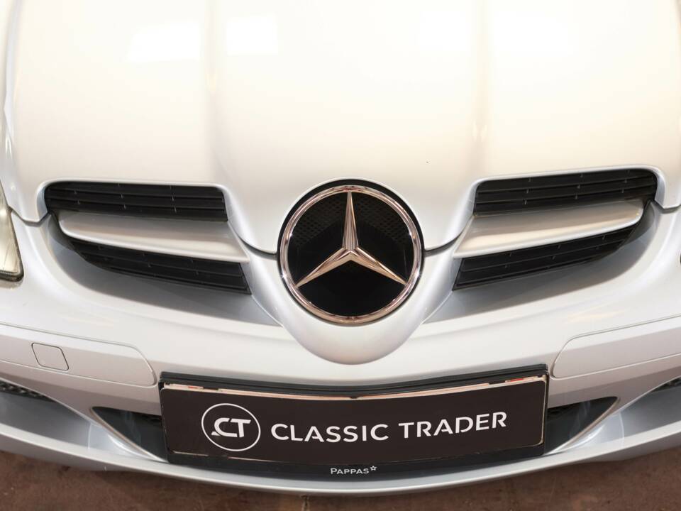 Image 22/32 of Mercedes-Benz SLK 200 Kompressor (2004)