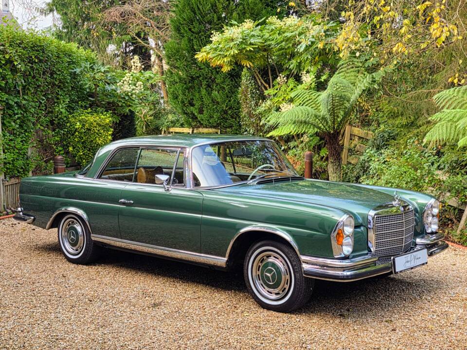 Bild 1/72 von Mercedes-Benz 280 SE 3,5 (1970)