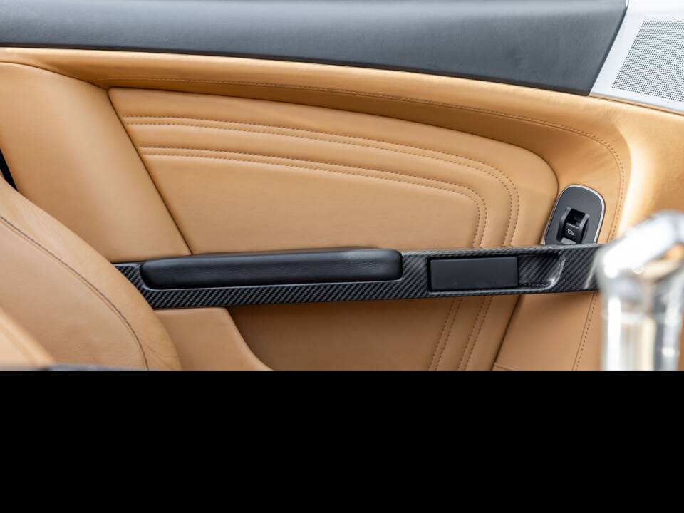 Bild 52/65 von Aston Martin DBS Volante (2011)