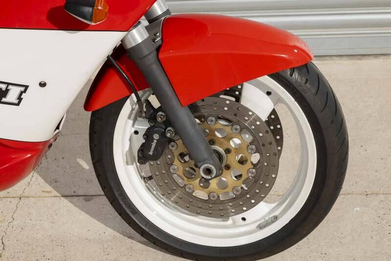 Afbeelding 17/39 van Ducati 900 Supersport (1989)