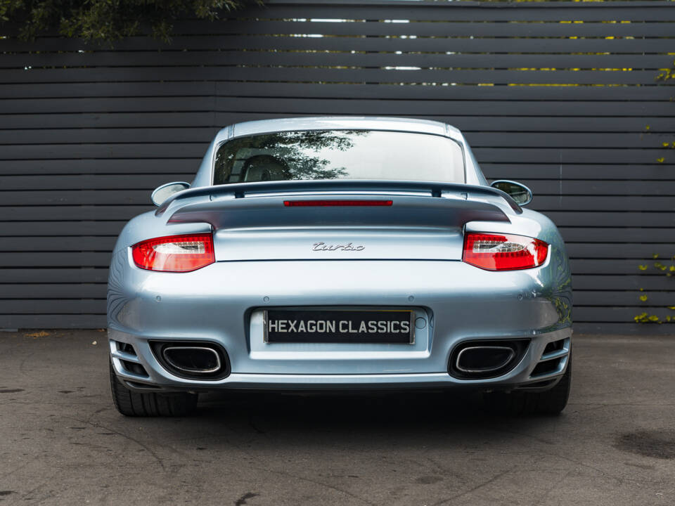 Bild 9/43 von Porsche 911 Turbo (2011)