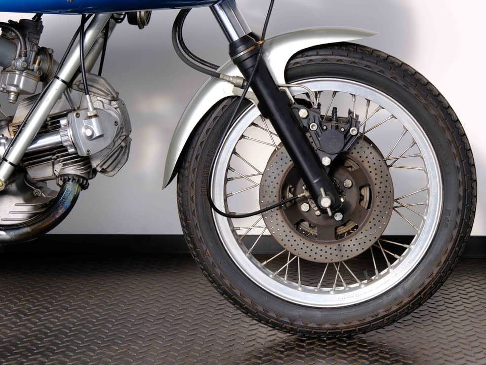 Image 7/54 de Ducati 900 SS (1977)