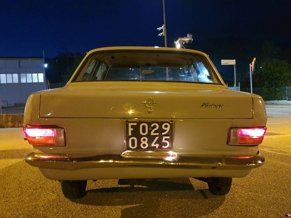 Image 28/37 of Opel Kadett 1,1 (1971)