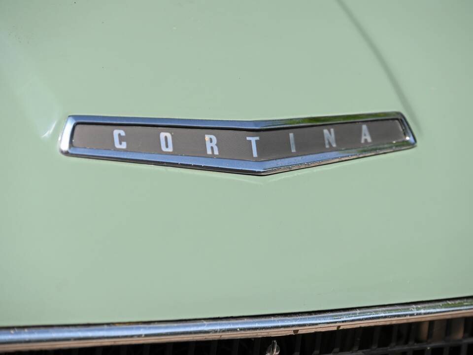 Immagine 13/18 di Ford Cortina GT (1964)