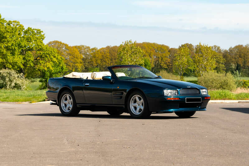 Image 7/50 of Aston Martin Virage Volante (1993)
