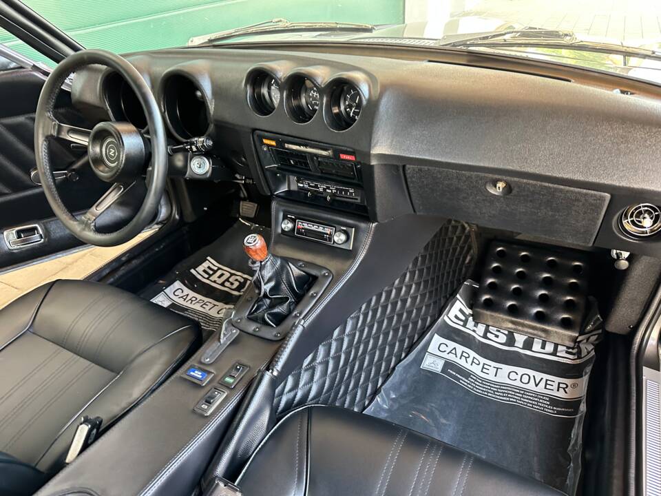 Image 29/64 of Datsun 280 Z (1976)