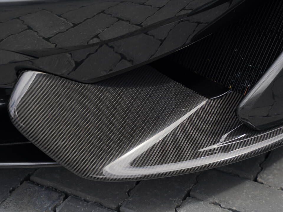 Afbeelding 30/50 van McLaren 570S (2016)