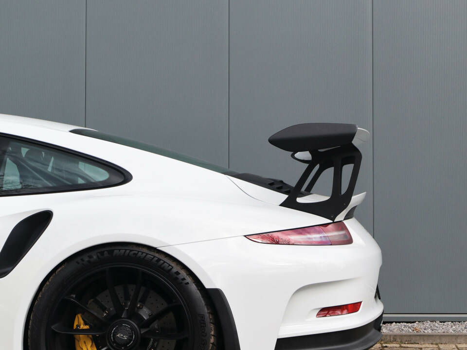 Image 42/82 de Porsche 911 GT3 RS (2015)