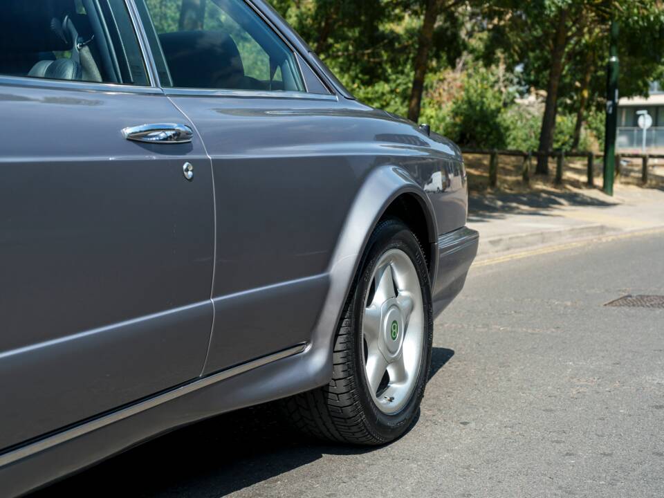 Image 12/30 of Bentley Continental R Mulliner (2003)