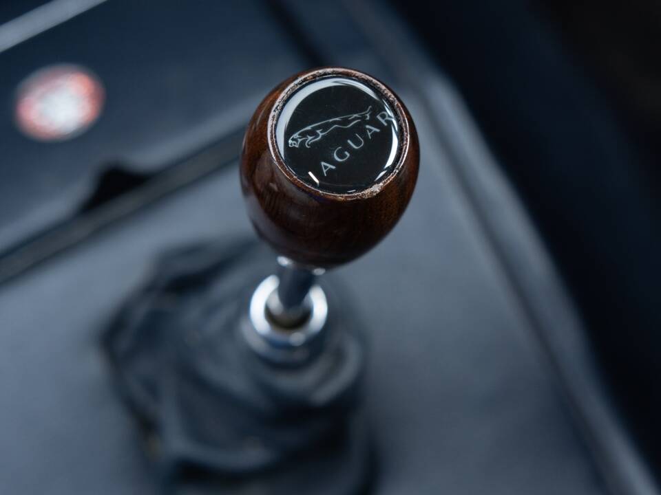 Bild 26/44 von Jaguar 340 (1968)