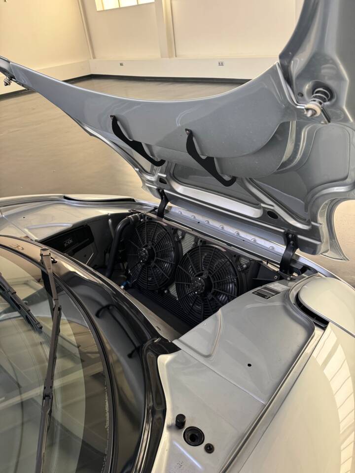 Imagen 38/47 de Jaguar XJ 220 (1993)