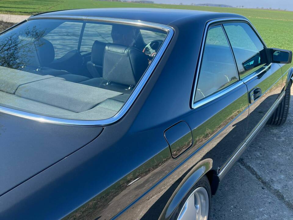Bild 7/33 von Mercedes-Benz 560 SEC (1989)