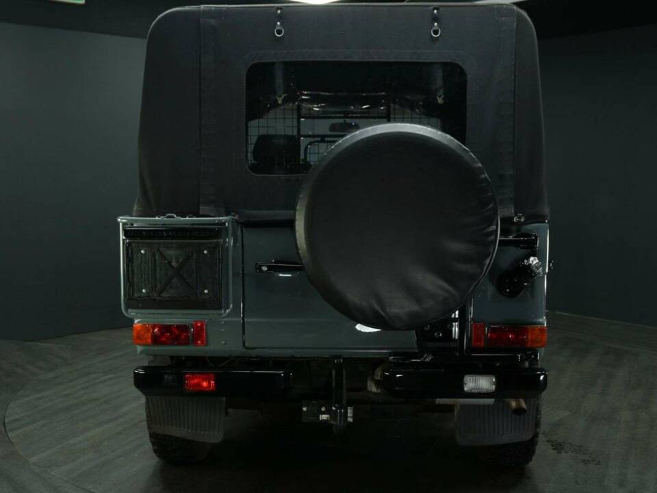 Image 4/50 of Mercedes-Benz G 230 (1993)