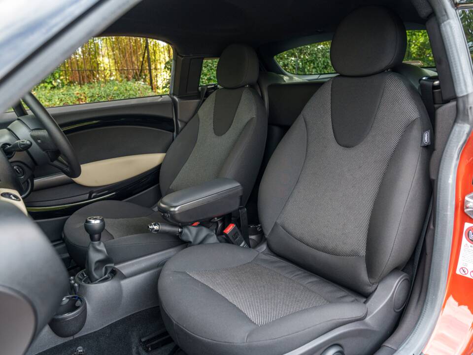 Image 23/24 of Mini Cooper (2012)