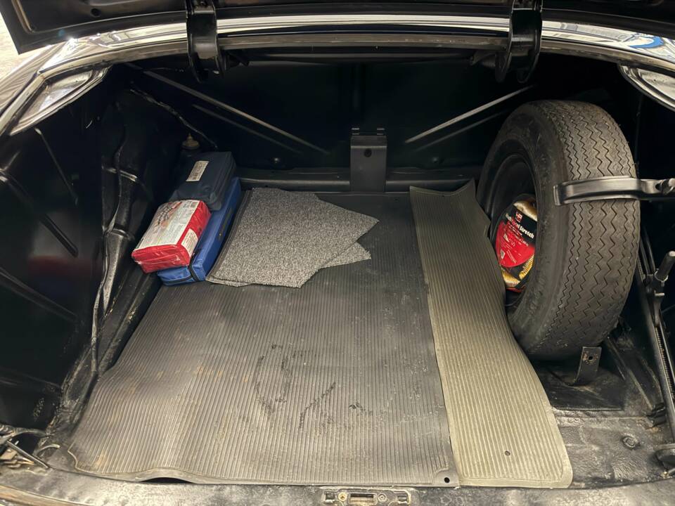 Image 18/18 of Mercedes-Benz 180 Db (1961)