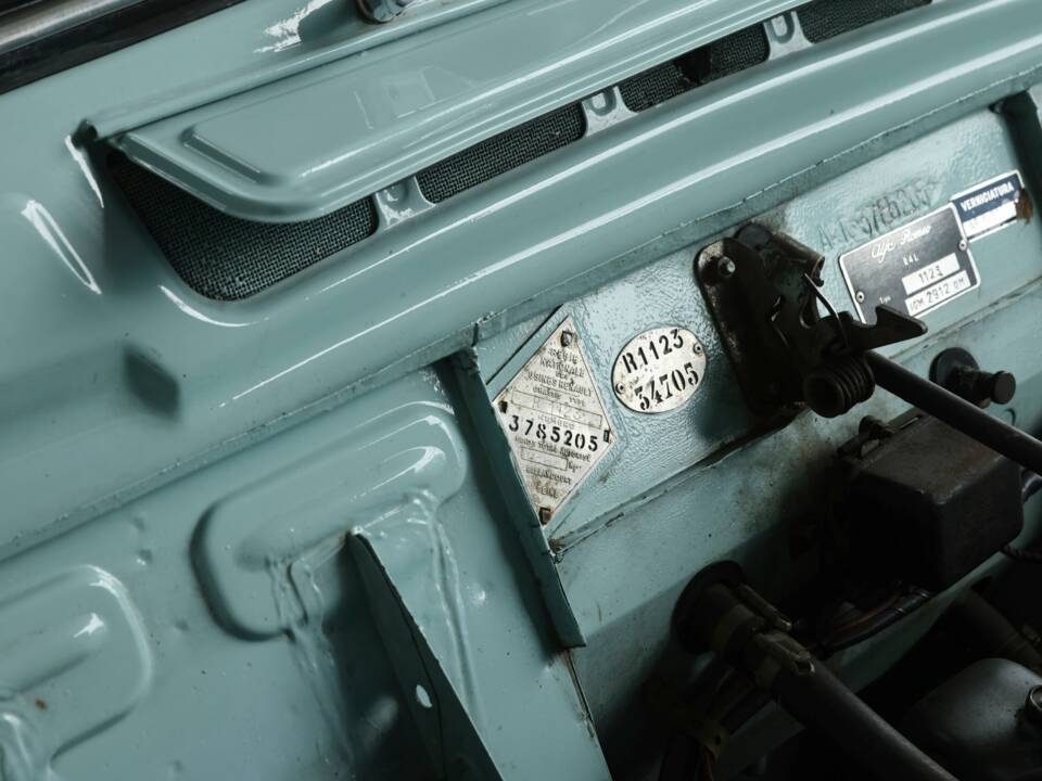 Bild 39/50 von Renault R 4 (1963)