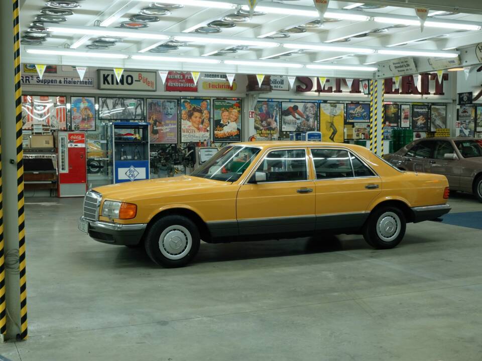 Bild 3/50 von Mercedes-Benz 280 SE (1981)