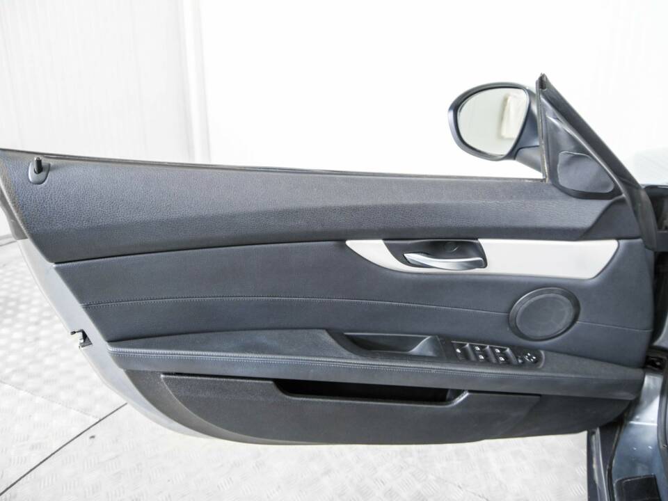 Image 35/50 of BMW Z4 sDrive23i (2010)