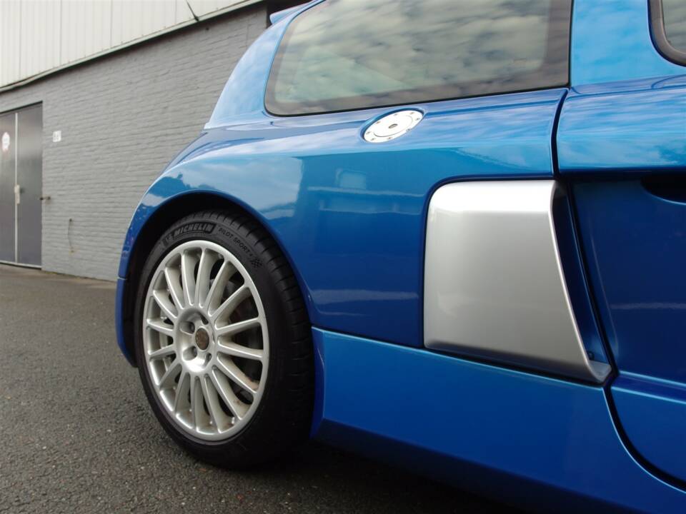 Imagen 18/100 de Renault Clio II V6 (2004)