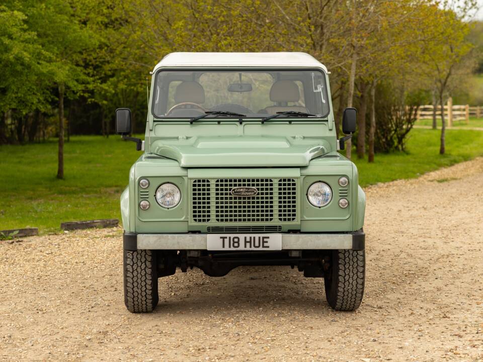 Afbeelding 34/44 van Land Rover Defender 90 (2008)