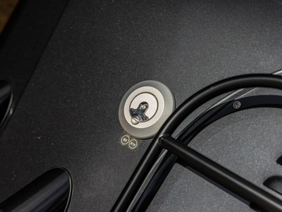 Image 34/50 of Morgan Plus Six (2022)