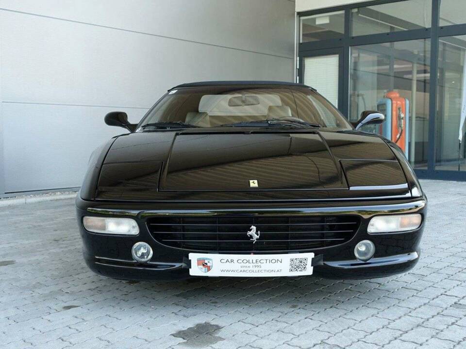 Image 2/20 of Ferrari F 355 Spider (1996)