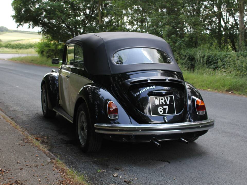 Image 4/18 of Volkswagen Käfer 1600 (1972)