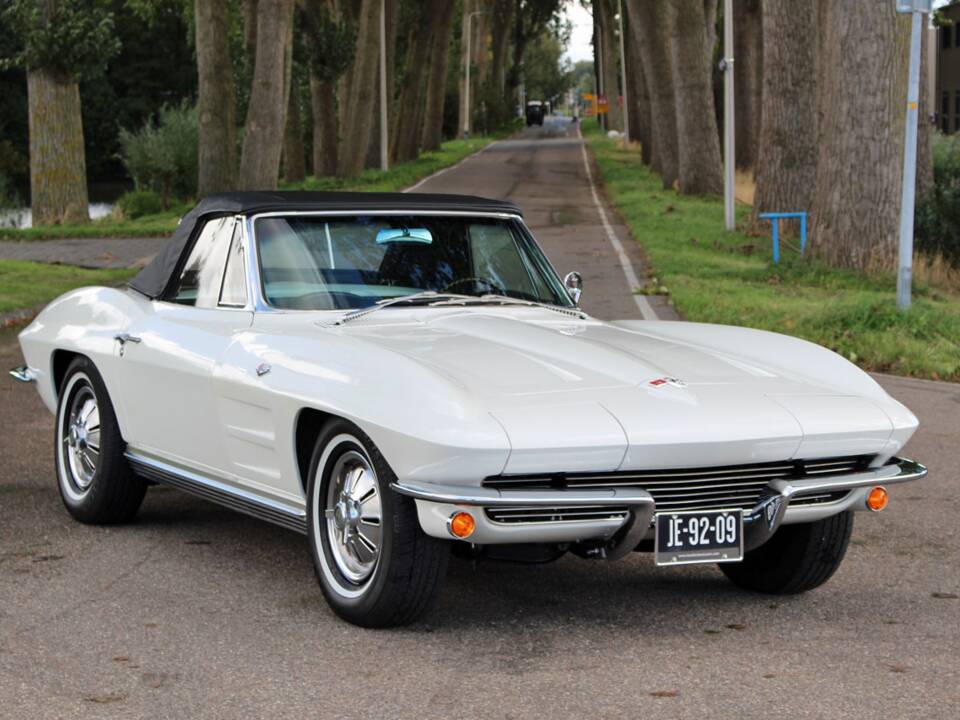 Bild 6/30 von Chevrolet Corvette Sting Ray Convertible (1964)