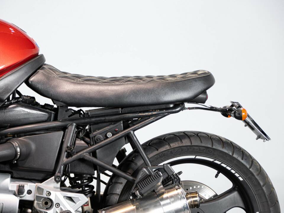 Image 25/50 de BMW R 1100 R (1998)