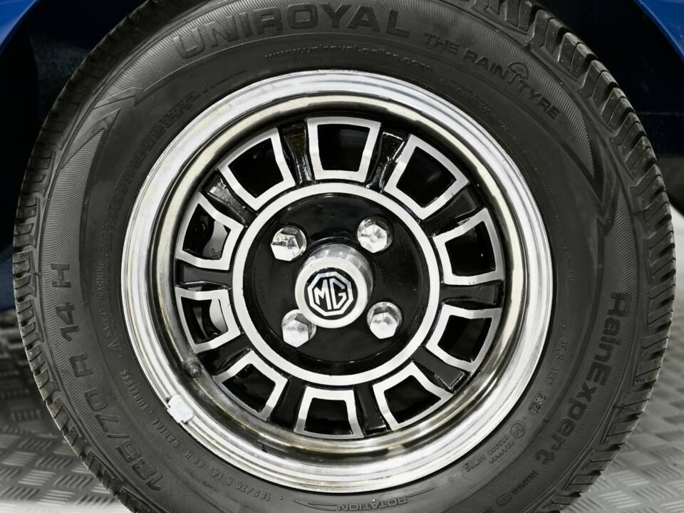 Afbeelding 39/50 van MG MGB GT V8 (1974)
