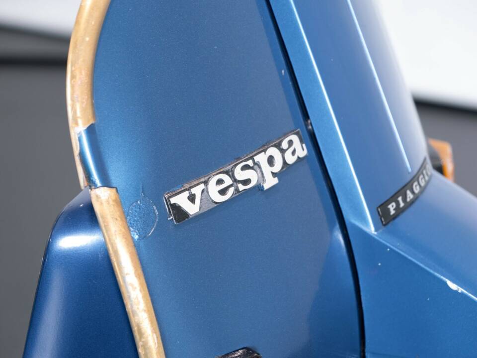 Image 25/37 de Piaggio Vespa PX 200 E (1984)