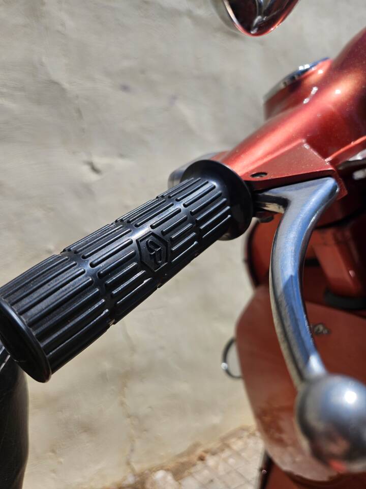 Immagine 51/88 di Motovespa Vespa 125 SL (1975)