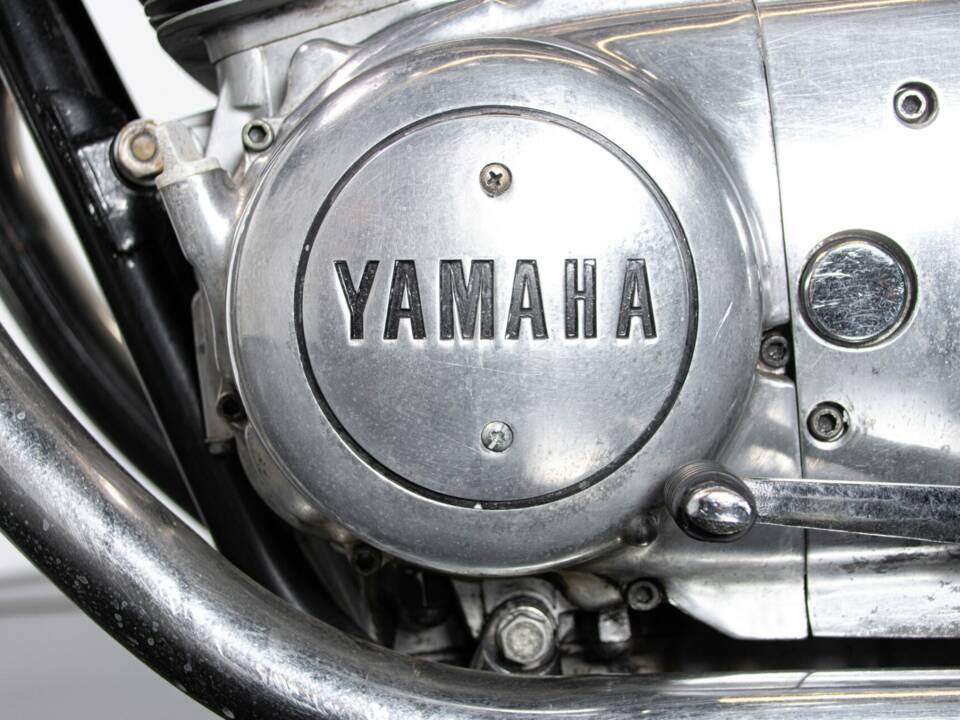 Bild 43/50 von Yamaha TX 500 (1976)